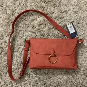 Universal Thread purse